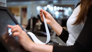 Чем грозит покупателям отказ от бумажных чеков