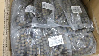 Через Казань пытались провезти 30 кг радиоактивных бусин из Китая