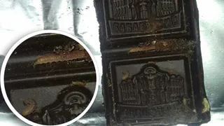 Житель города Рыбное купил шоколадку с червями