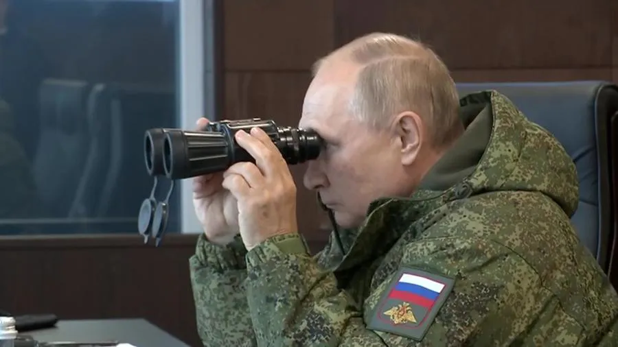 Кремль: Путин получает информацию «с земли»