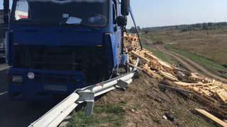 ДТП с "раздавленным" внедорожником в Рыбновском районе засняли на видео