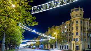 Магнитогорск переходит на современное новогоднее оформление со светодиодными инсталляциями