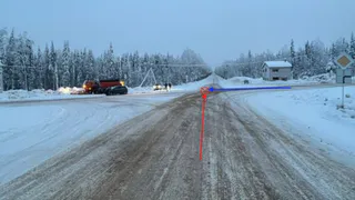 В Коми водитель Ford не уступил дорогу снегоуборщику и пострадал в ДТП