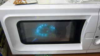 Никто не расскажет, но зря: секретные функции микроволновки, которые облегчат жизнь. Об этом не знает 99% хозяек 