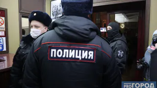 Жителей Магнитогорска испугала граната на перекрестке