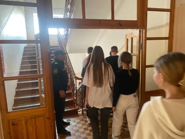 В Магнитогорске прошла плановая учебная эвакуация в школе №21