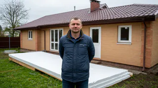 Утеплил дом пенопластом и 100 раз пожалел: вот почему нужно было выбрать другой материал - надежнее и теплее