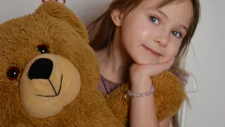 Редкое и благородное имя для девочки - пришло к нам из Древней Греции. Переводится как «благомыслящая» и «радостная душа»