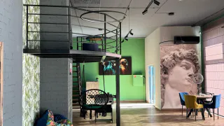 "Шум доходит до четвертого этажа": жильцы челябинской многоэтажки объявили войну громкому лофту