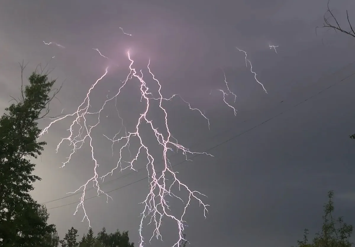 Штормовой июнь: Челябинскую область накроют ливни с градом