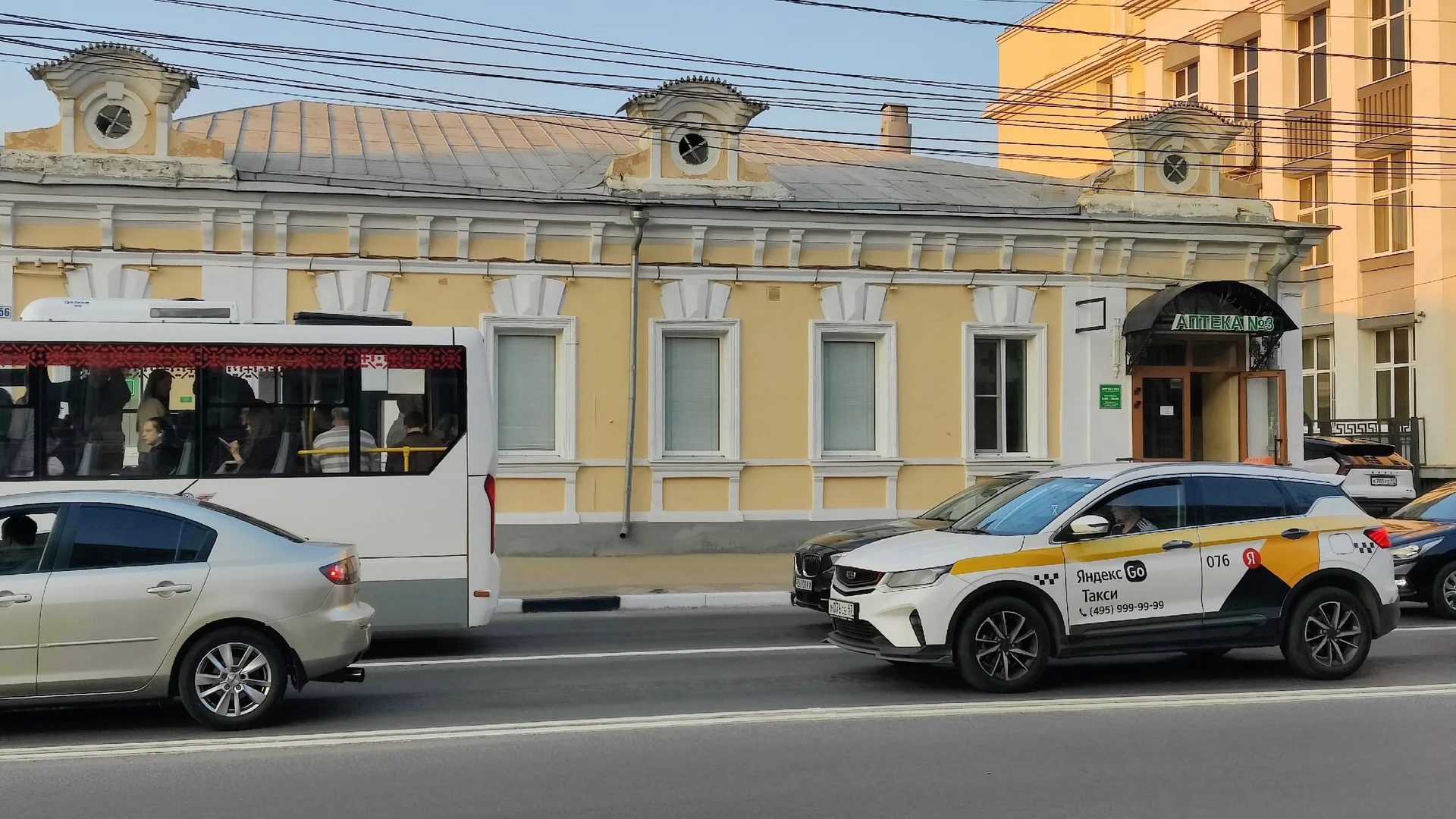 Такси за 10 тысяч рублей по Рязани: сбой или новая реальность? Что говорят водители и пассажиры