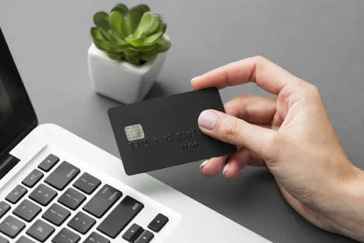 Прогноз ВТБ: в 2024 году продажи розничных кредитов на рынке снизятся на 10%