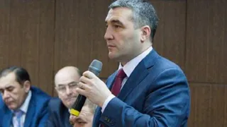 Директора челнинского ПАДа задержали в рабочем кабинете