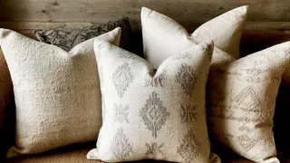 Даже от старых подушек будет идти свежий аромат: гениальный лайфхак от пыли, пота и загрязненности