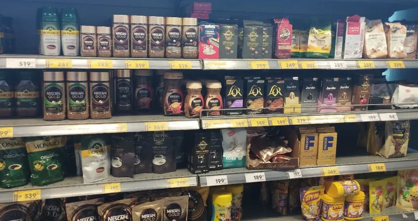 Помои в красивой баночке: названы марки кофе, которые лучше не покупать даже по большой скидке