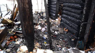 Ночной пожар в нежилом доме на Татарской в Рязани – видео очевидца