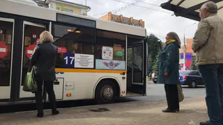 Где наши автобусы? Рязанцы тщетно пытаются уехать на работу из Семчино