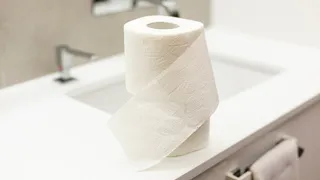 Пропитываю туалетную бумагу в уксусе и устраняю все бытовые проблемы в доме — эффект фантастический