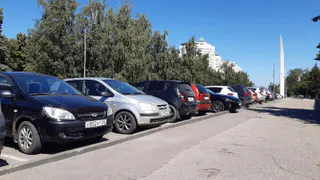 В Пензе с начала 2025 года оштрафовали более 80 водителей за нарушение правил парковки