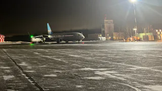 "7 лет отработала стюардессой": отбиваюсь от приставаний каждый день - должны сохранить сервис любой ценой