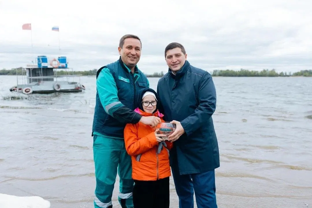 СИБУР за экологию: компания восстанавливает популяцию стерляди в реке Каме