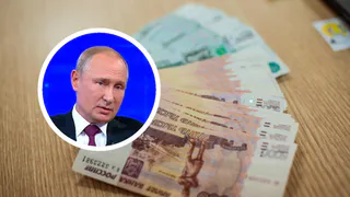 Владимир Путин рассказал, когда чиновники будут зарабатывать как рядовые рабочие