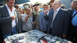 Владимир Жириновский пообещал разобраться, почему Центральный рынок Рязани месяц простаивал