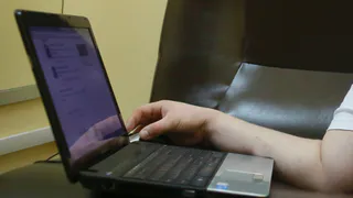 Стоит попробовать: ГИБДД разыгрывает между школьниками ноутбук