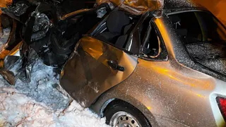 Смертельное ДТП в Ядринском районе: фура выехала на встречную полосу и столкнулась с "Ладой Грантой"