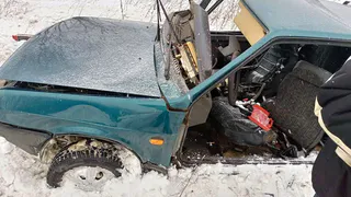 Опубликованы фото с места смертельной аварии на улице Прижелезнодородной