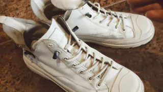 Весь день в обуви, а вони нет: Всего одна щепотка порошка на стельку - идеальный метод на октябрь