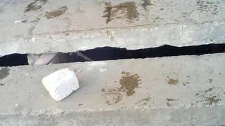 Рязанец крушил ступени подъезда кирпичом, чтобы высвободить застрявшую руку