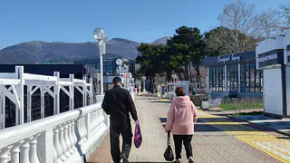 Море рядом и тихая жизнь: где в Крыму комфортно жить пенсионерам круглый год
