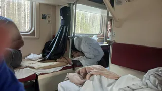 «Проводница предупредила про ночную посадку. Но никто не ожидал этого»