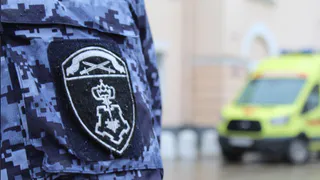 Росгвардейцы в Сыктывкаре задержали агрессора, ударившего работника скорой