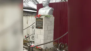 В Чувашии бюст Сталина, установленный рядом с частным домом, признали самоуправством