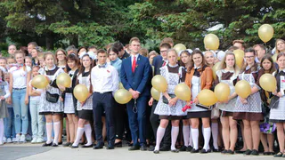 Сорокина поздравила выпускников Рязани с последним звонком