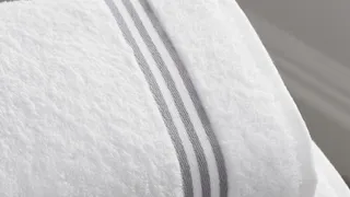 Почему полотенца в отелях всегда белоснежные? Горничная люксового отеля рассказала, как они это делают - делюсь лайфхаком