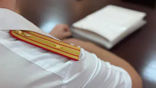 В Гусь-Хрустальном 17-летнюю девушку обвиняют в краже денег и телефона у знакомых