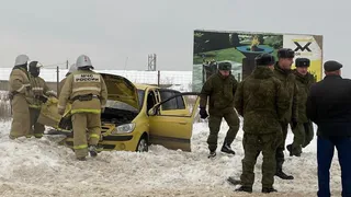 ДТП под Рязанью: военный грузовик врезался в иномарку