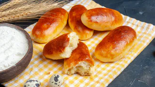 Пирожки "Студенческие" практически из ничего: готовлю по выходным — ем всю неделю