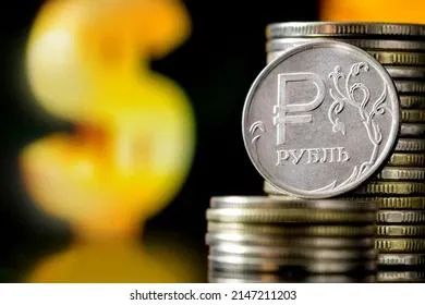 Доходы населения обрушились вслед за рублем