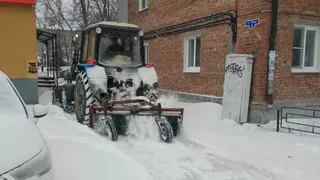 В Пензе продолжается уборка последствий прошедшего снегопада