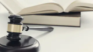 В Меленках женщина осуждена за насилие в отношении своей матери