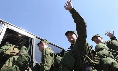 Из Нижнекамска этой весной в армию пойдут около 300 человек