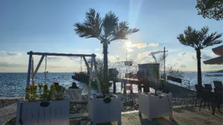 6 курортов с морем, куда уезжают многие пенсионеры, чтобы зимовать - и это не только санатории: недорого и тепло