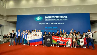 Робототехники из Магнитогорска завоевали четыре медали на соревнованиях в Пекине