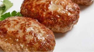 Искусство приготовления сочных котлет: открываем секреты совершенства