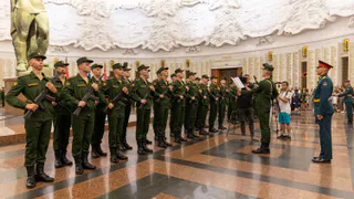 Владимирские новобранцы Преображенского полка приняли присягу в Музее Победы
