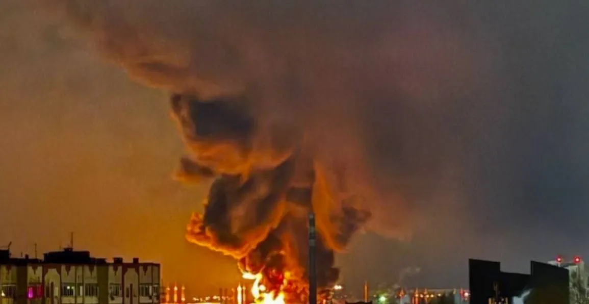 Пожар на нефтебазе в Энгельсе: введение режима ЧС и последствия атаки беспилотников